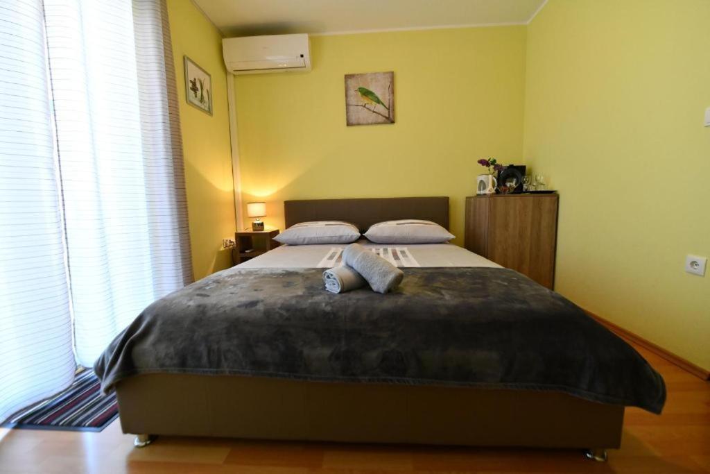 Apartments Vila Miranda Vodice Exterior photo
