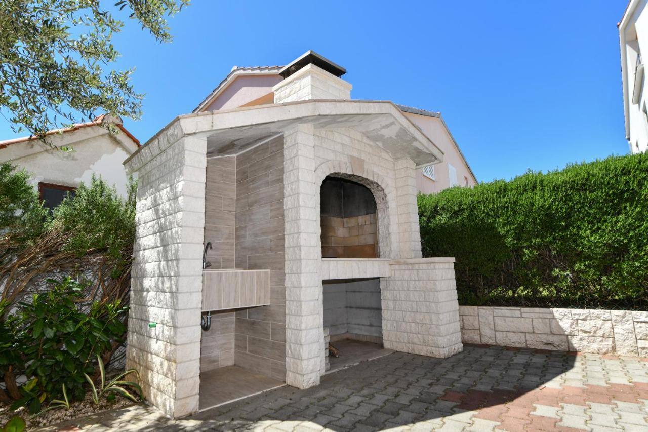 Apartments Vila Miranda Vodice Exterior photo